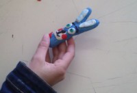 /album/escultura-ate-onde-podemos-ir-com-uma-mola-de-roupa-/a1-jpg5/